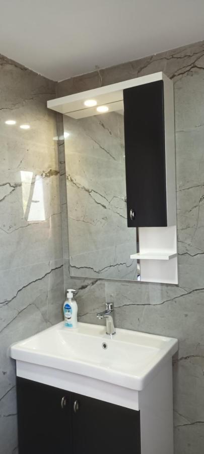Apartments Resul Pushi Ksamil Bagian luar foto