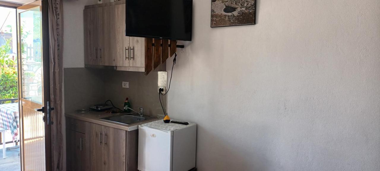 Apartments Resul Pushi Ksamil Bagian luar foto